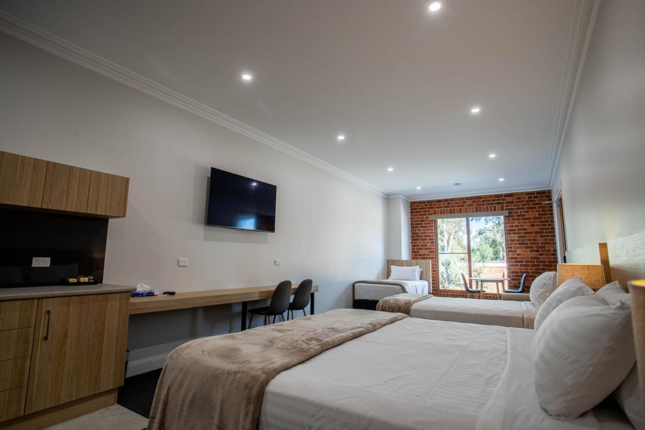 Red Waratah Accommodation 本迪戈 外观 照片